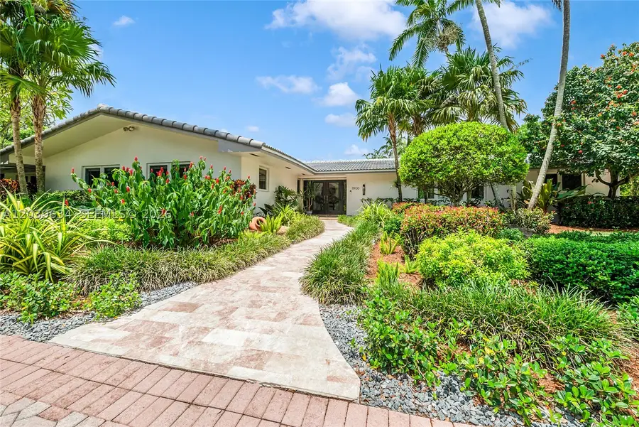 11900 SW 63rd Ave, Pinecrest, FL 33156 - #3