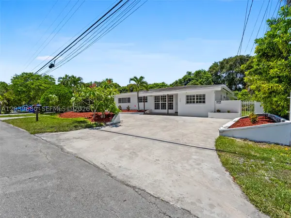 110 NE 152nd St, Miami, FL 33162