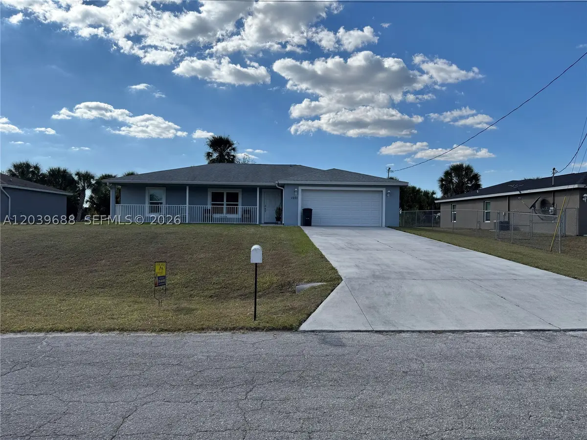 1201 Banjo Ct, Port Labelle, FL 33935 - #1