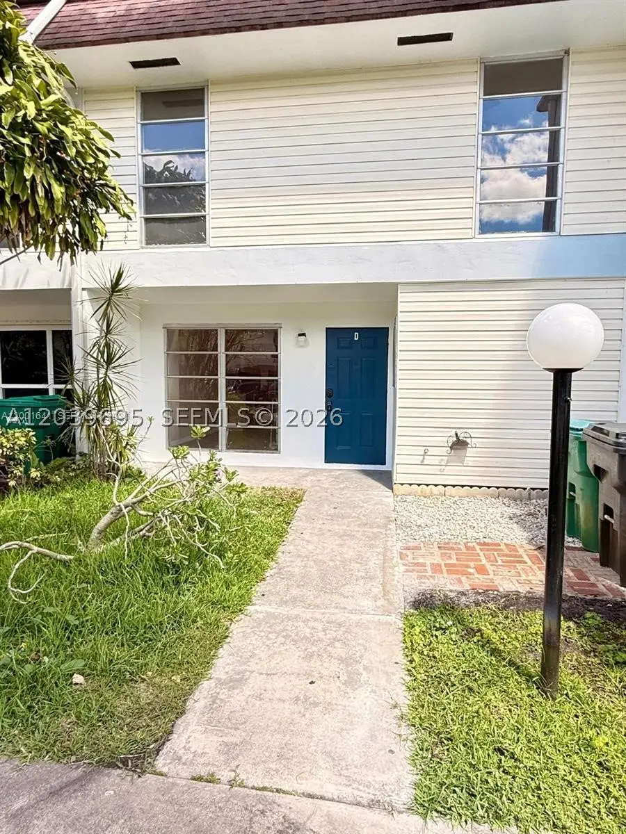 3301 Raleigh St #4D, Hollywood, FL 33021 - #1