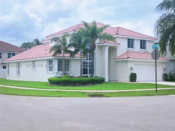 17883 SW 5th St, Pembroke Pines, FL 33029