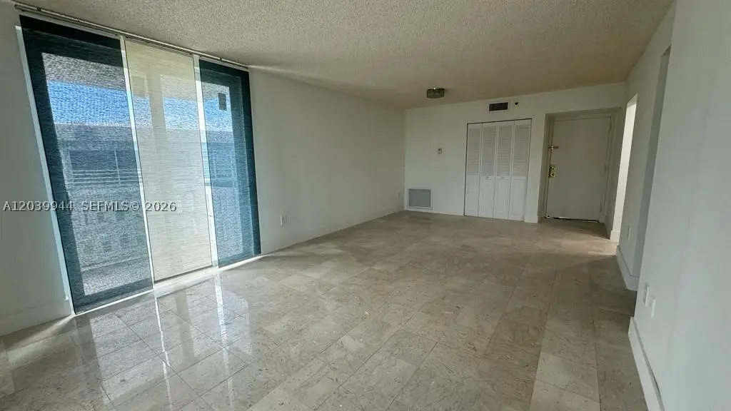 919 Hillcrest Dr #201, Hollywood, FL 33021 - #1