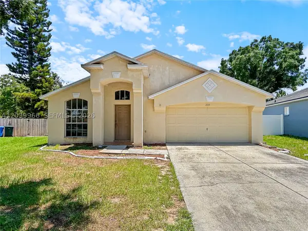 239 Chardonnay Pl, Tampa, FL 33594