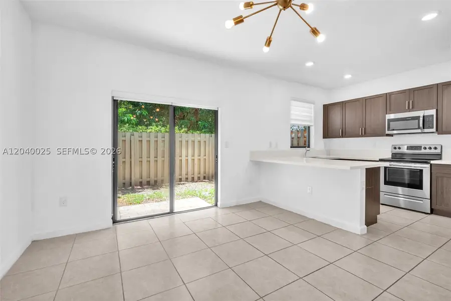 670 NE 207th St, Miami, FL 33179 - #3