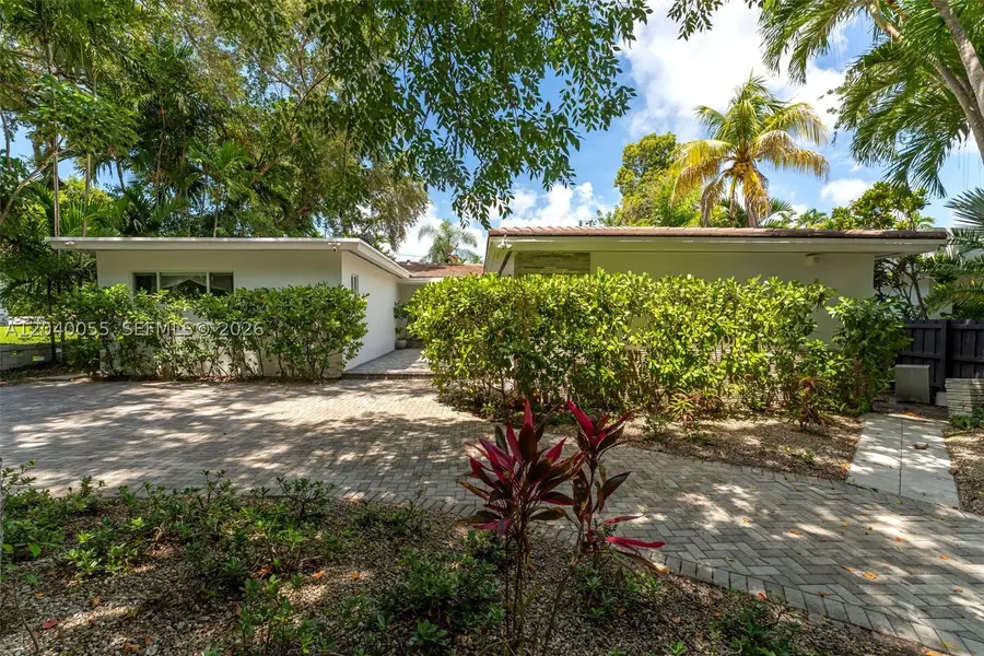8 Pinta Rd, Miami, FL 33133 - #2