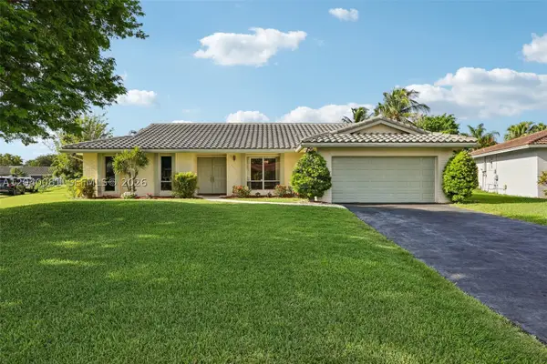 2518 NW 121st Dr, Coral Springs, FL 33065
