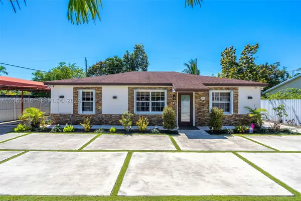 302 NW 100th St, Miami, FL 33150