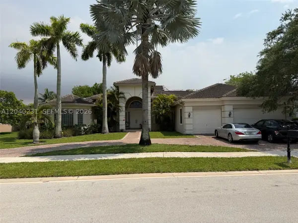 15298 SW 34th St, Davie, FL 33331