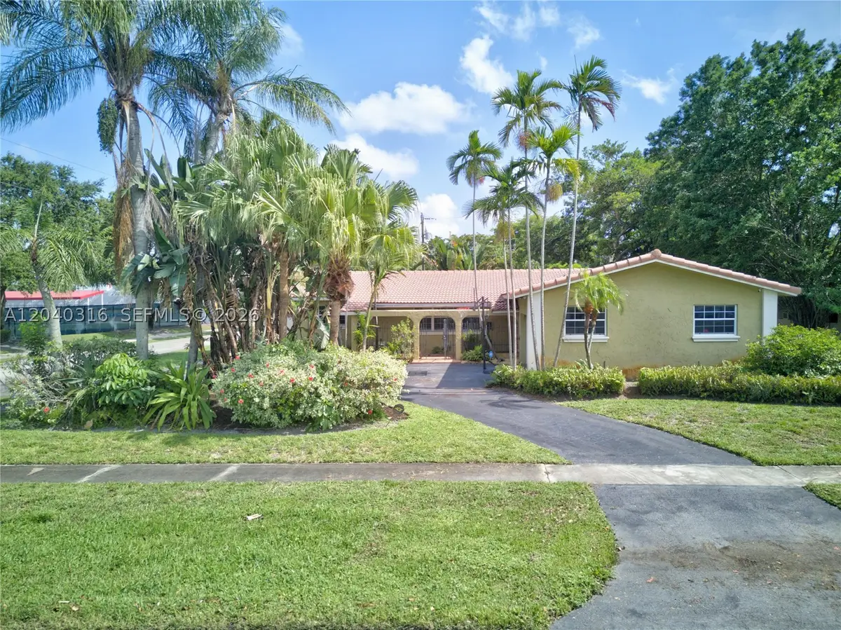 5300 Fillmore St, Hollywood, FL 33021 - #1