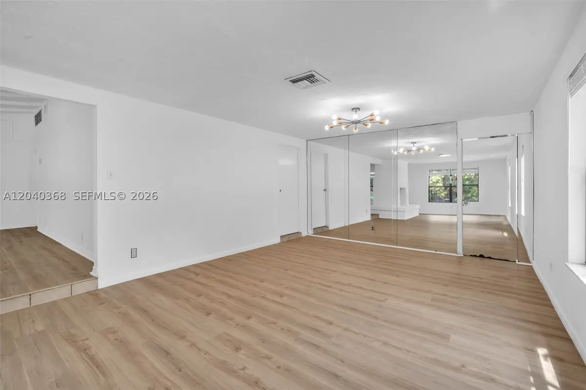 5096 SW 28th Ter, Fort Lauderdale, FL 33312 - #1