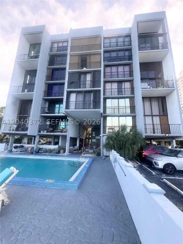 7899 NE Bayshore Ct #6A, Miami, FL 33138