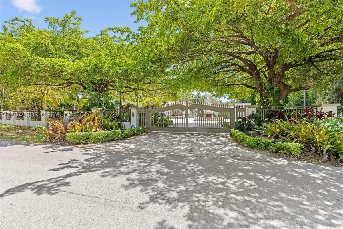 6600 SW 123rd St, Pinecrest, FL 33156 - #1