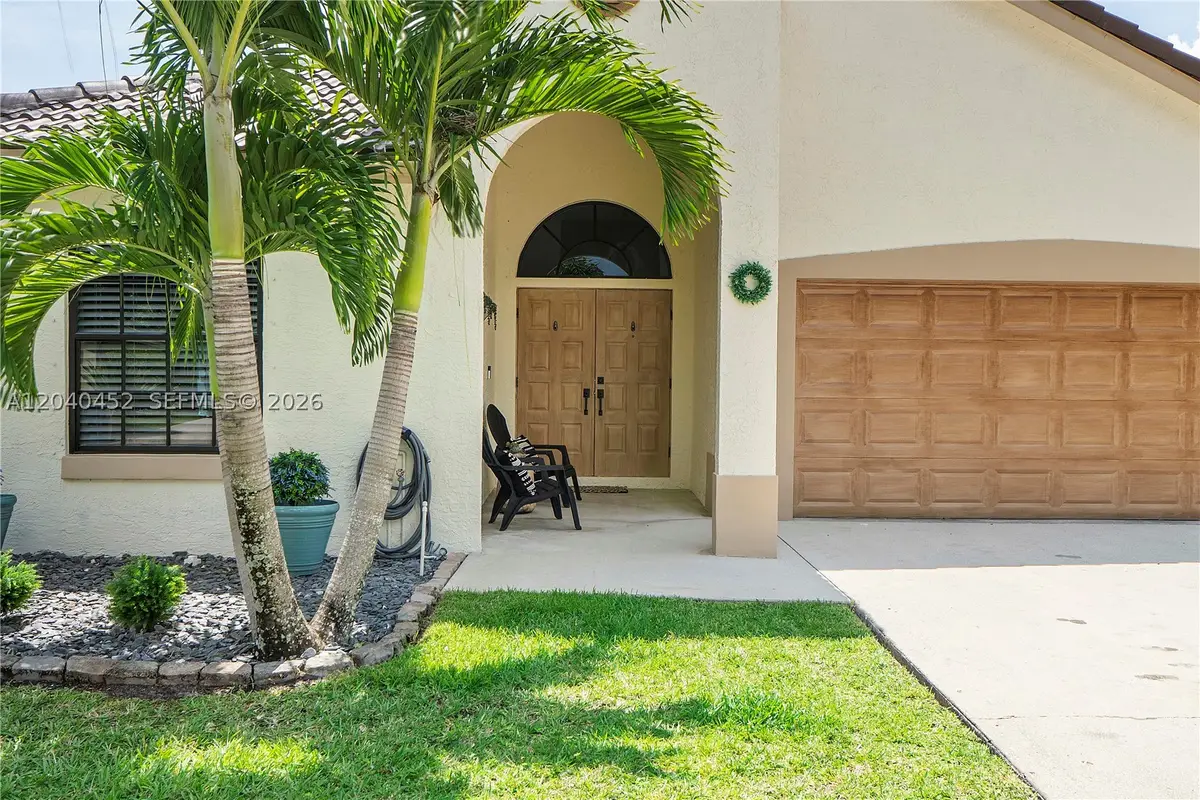 124 Preserve Dr, Royal Palm Beach, FL 33411 - #1