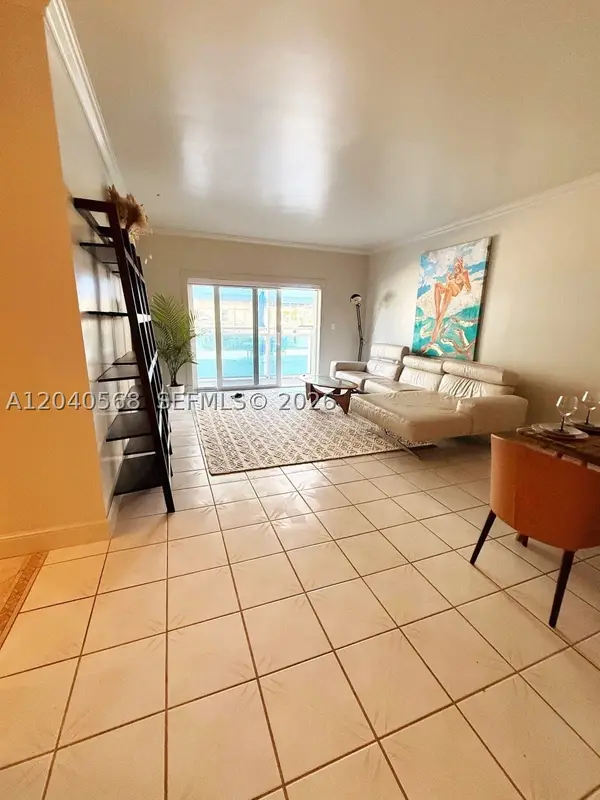 1701 S Ocean Dr #105, Hollywood, FL 33019