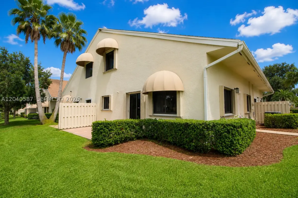 10213 NW 33rd St, Sunrise, FL 33351 - #1