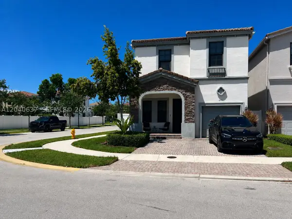 641 NE 191st St, Miami, FL 33179