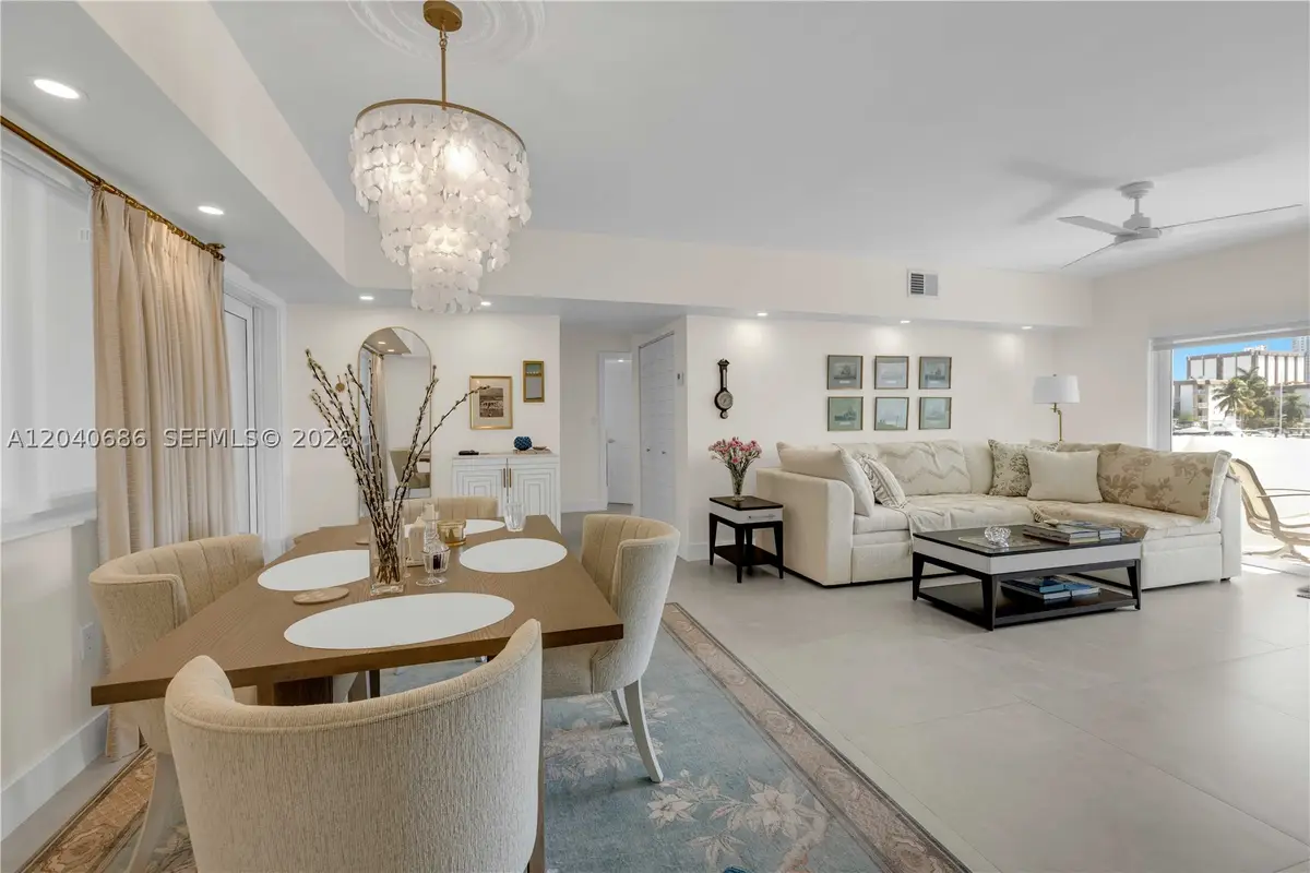 462 Golden Isles Dr #211, Hallandale Beach, FL 33009 - #1