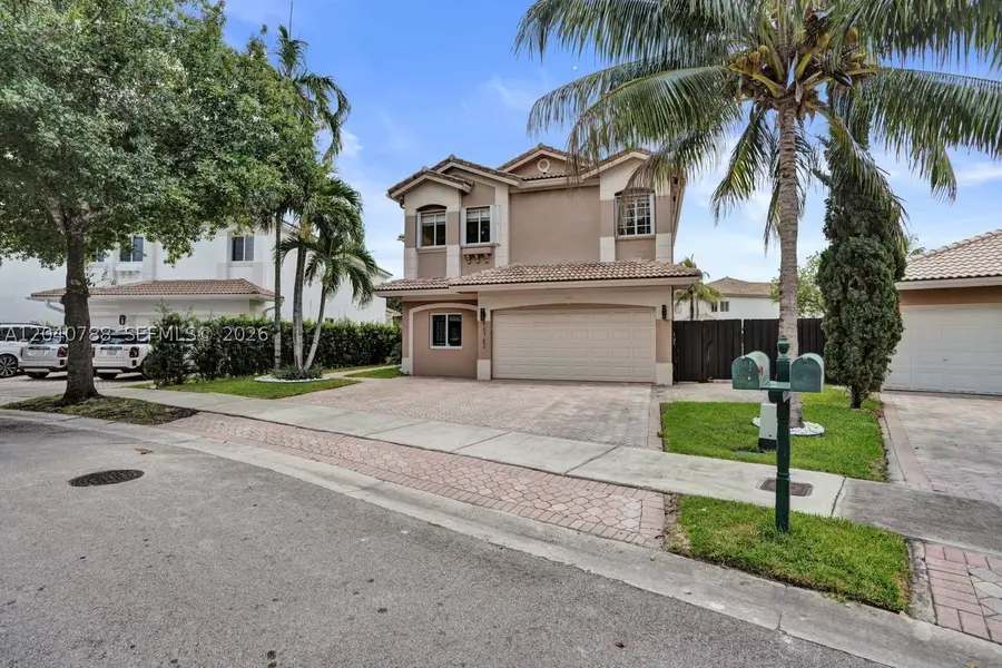10762 NW 71st St, Doral, FL 33178 - #3