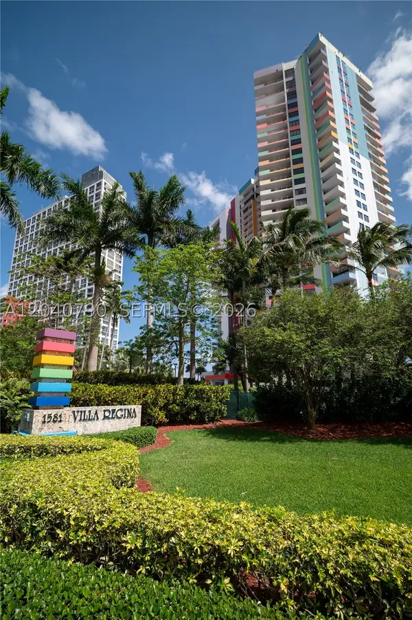 1581 Brickell Ave #PH104, Miami, FL 33129