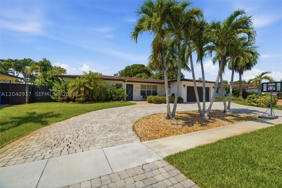 11700 NW 14th St, Pembroke Pines, FL 33026 - #2