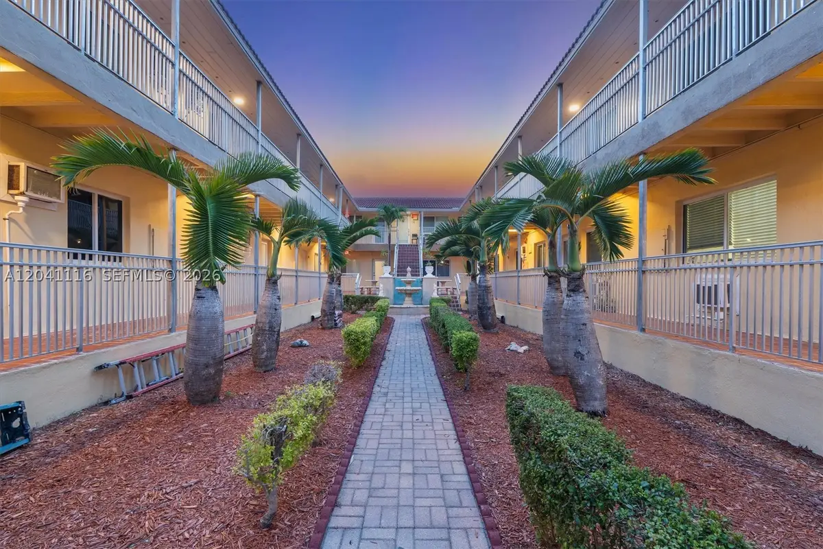 7400 Harding Ave #20, Miami Beach, FL 33141 - #1