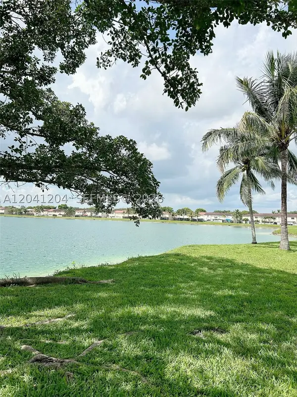 13918 SW 172nd Ter #200, Miami, FL 33177
