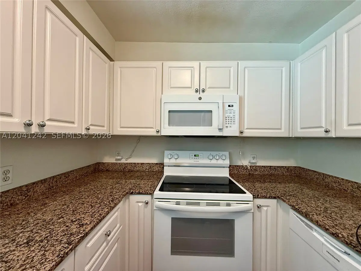 7800 Collins Ave #407, Miami Beach, FL 33141 - #1