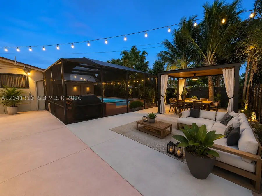 10015 SW 213th Ter, Cutler Bay, FL 33189 - #2