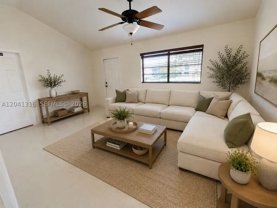 10015 SW 213th Ter, Cutler Bay, FL 33189 - #3