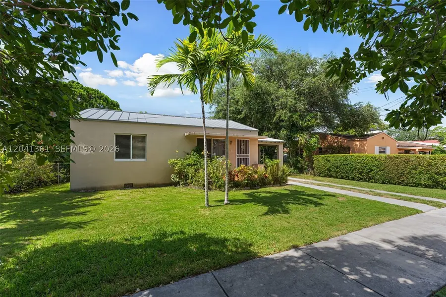 2750 NW 4th St, Miami, FL 33125 - #3