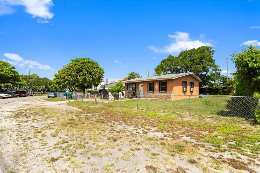 555 Harem Ave, Opa Locka, FL 33054 - #2