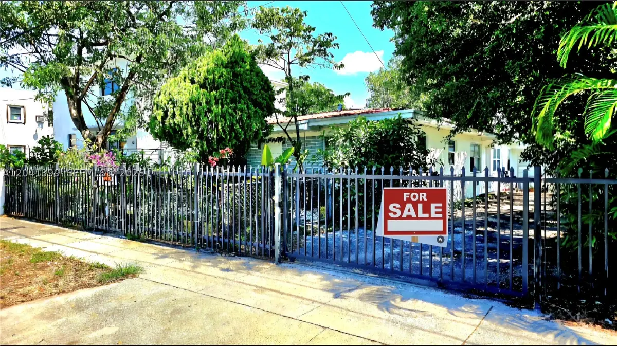 241 NW 32nd St, Miami, FL 33127 - #1