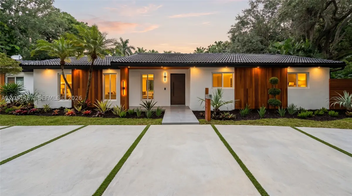 15321 SW 82nd Ave, Palmetto Bay, FL 33157 - #1
