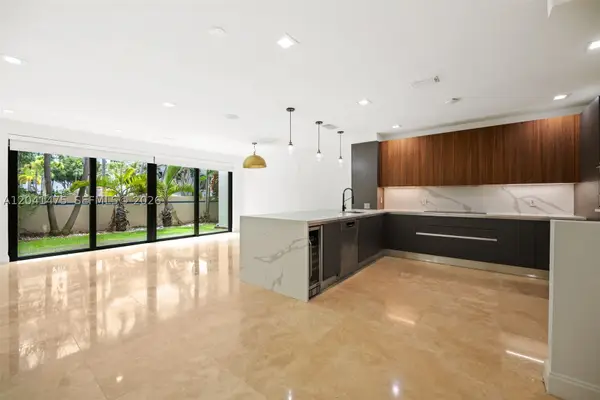 21387 Marina Cove Cir #12-F, Aventura, FL 33180