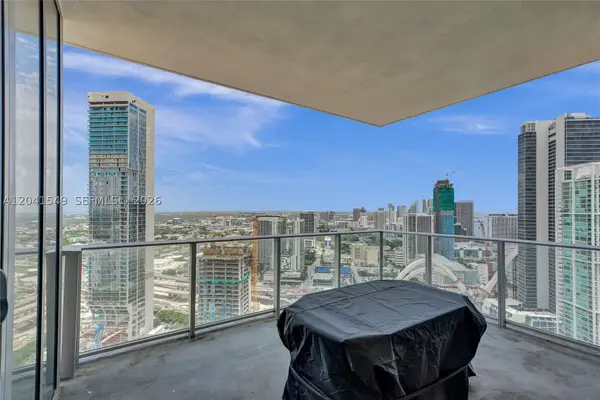 851 NE 1st Ave #3800, Miami, FL 33132
