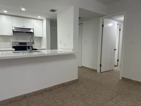 8100 Geneva Ct #142, Doral, FL 33166