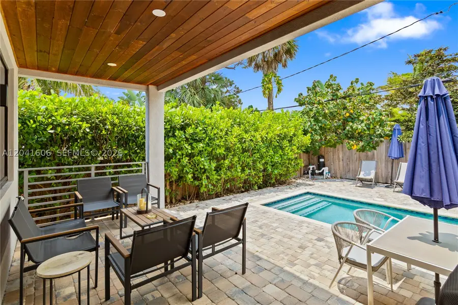 809 SW 10th St, Fort Lauderdale, FL 33315 - #2