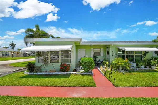 3241 Ridge Hill Rd, Boynton Beach, FL 33435