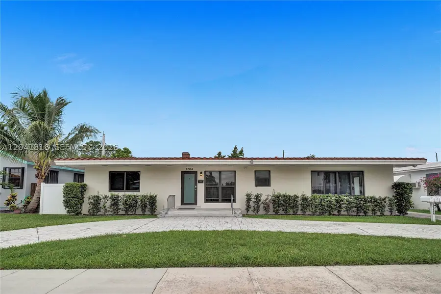 1704 Rodman St, Hollywood, FL 33020 - #2