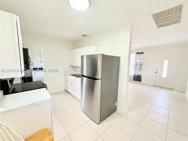 1311 N 69th Ave, Hollywood, FL 33024