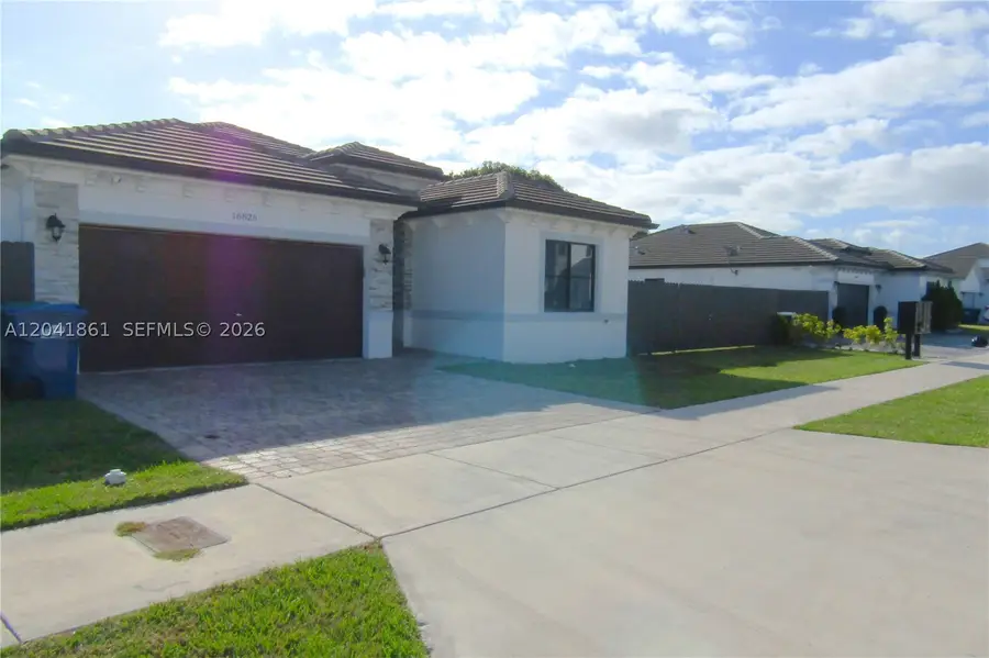 16825 SW 109th Pl, Miami, FL 33157 - #2