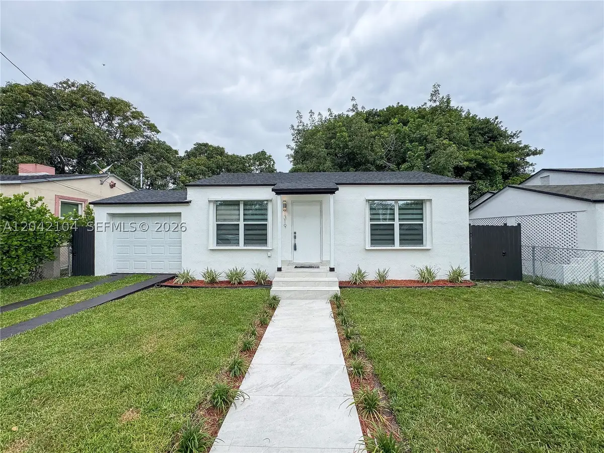 1319 NW 40th St, Miami, FL 33142 - #1