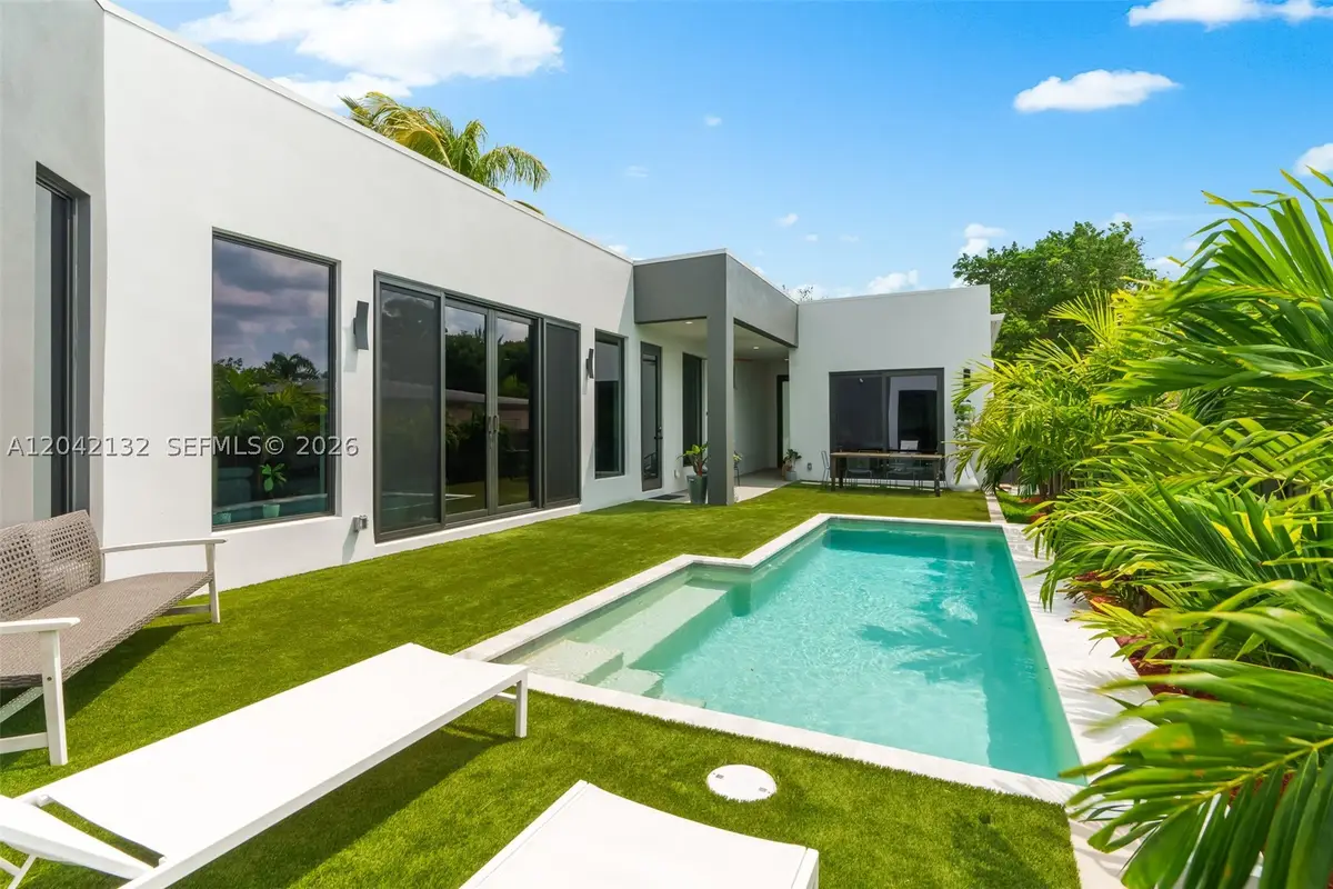 41 NE 24th St, Wilton Manors, FL 33305 - #1