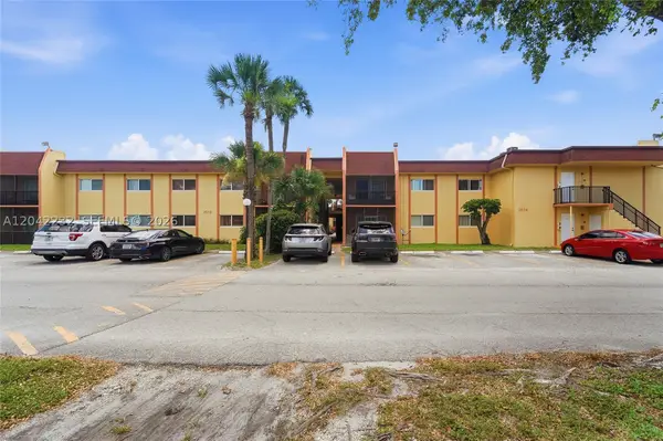 2974 NW 55th Ave #2B, Lauderhill, FL 33313
