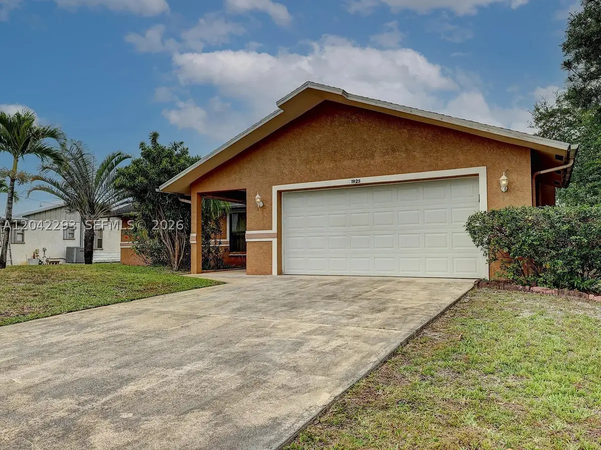 1925 SE Floresta Dr, Port Saint Lucie, FL 34983 - #1