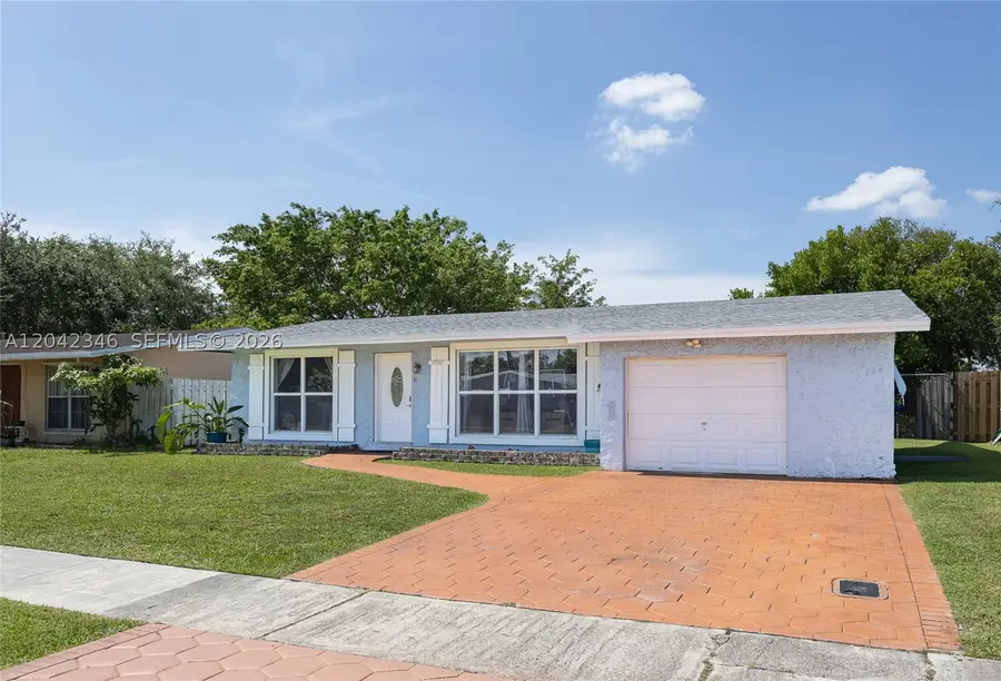 8350 NW 27th Pl, Sunrise, FL 33322 - #3