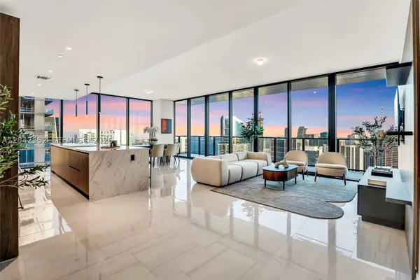 20 NE 11th St #6003, Miami, FL 33132