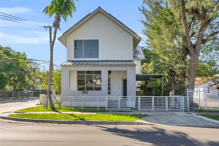 3204 Plaza St, Miami, FL 33133 - #2
