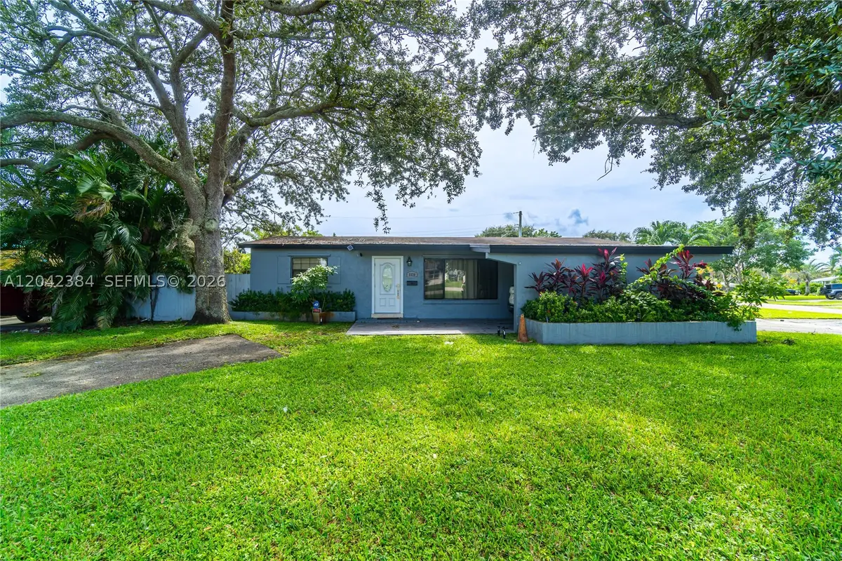 3338 Taft St, Hollywood, FL 33021 - #1