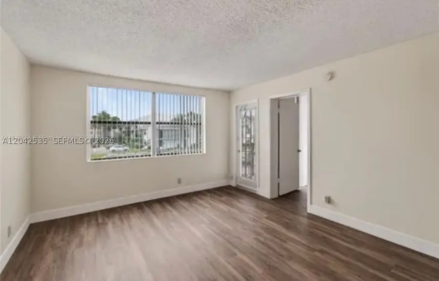 738 Executive Center Dr #23, West Palm Beach, FL 33401 - #2